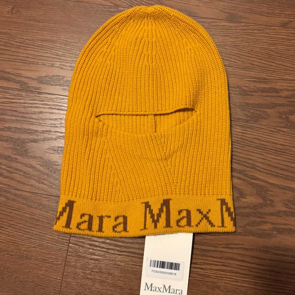 New MaxMara cashmere and wool Balaclava hat yarn-dyed knitwear with ribbed work